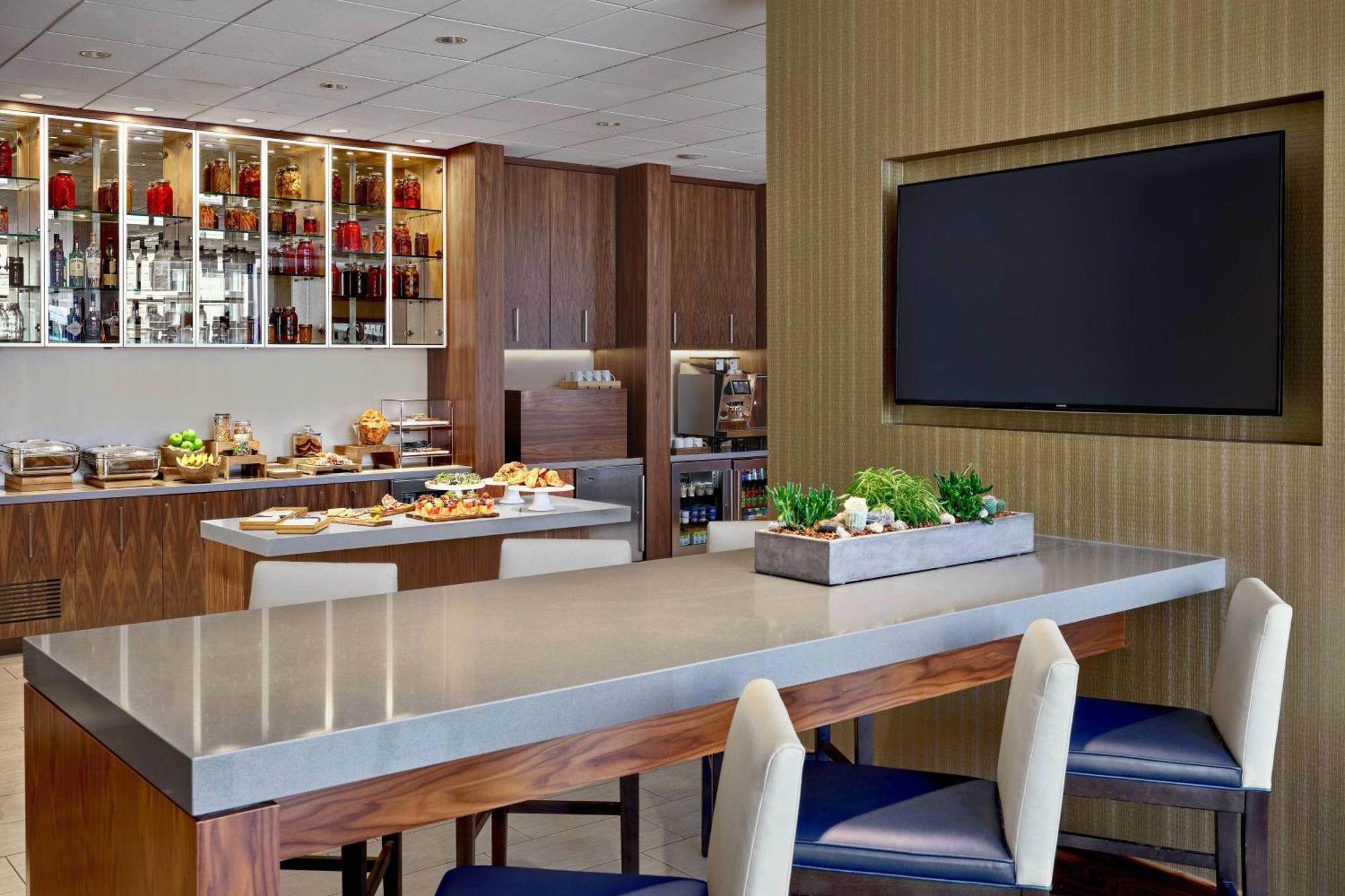 แคลกรี แมริออท ดาวน์ทาวน์ โฮเต็ล Hotel คาลการี ภายนอก รูปภาพ