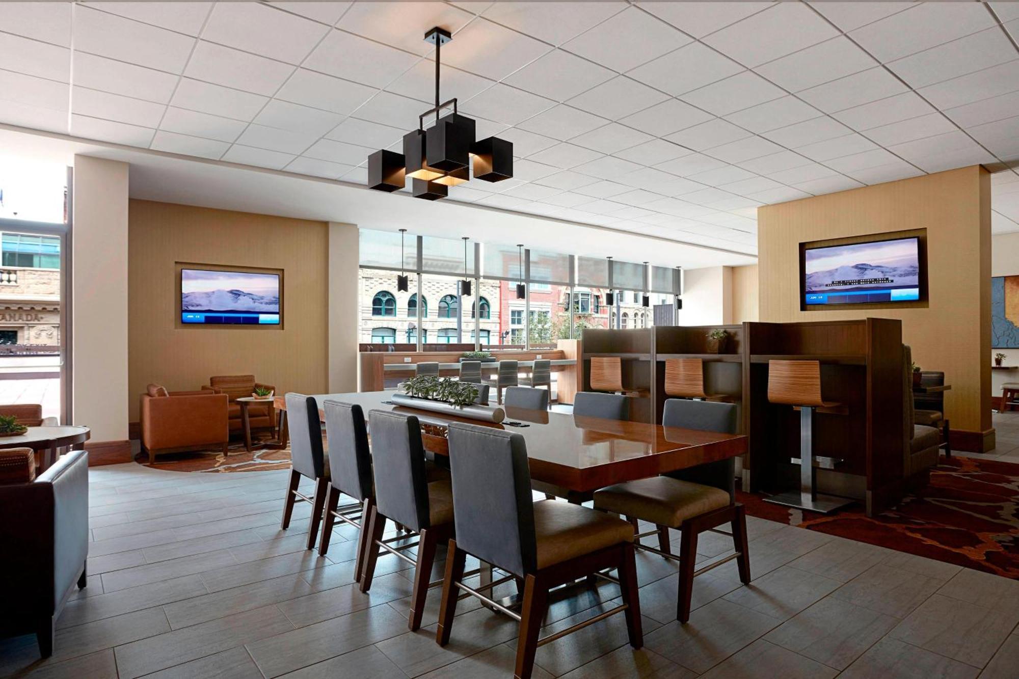 แคลกรี แมริออท ดาวน์ทาวน์ โฮเต็ล Hotel คาลการี ภายนอก รูปภาพ